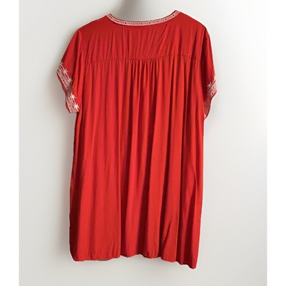 Angel Heart Boutique Red Tunic Top Multicolored Embroidered Floral Print 2XL - Picture 2 of 9
